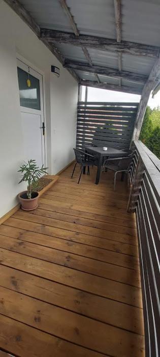 Koller Apartmanhaz ชาร์วาร์ ภายนอก รูปภาพ