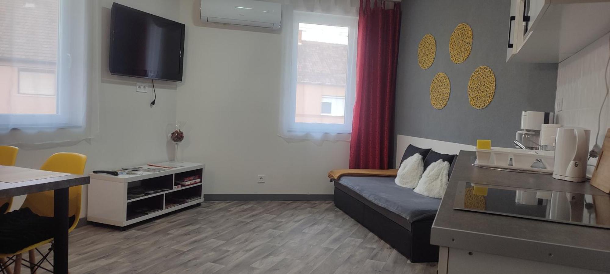 Koller Apartmanhaz ชาร์วาร์ ภายนอก รูปภาพ